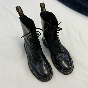 Dr Martens 1490 10-Eye Boots
